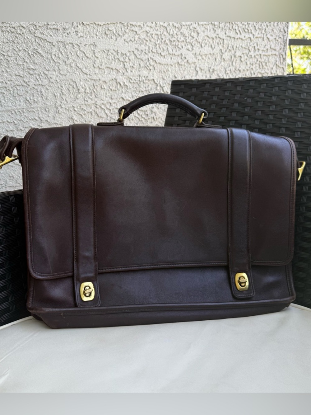 Vintage Coach Essex 5274 Briefcase Brown Leather USA Brass Turnlock 90s